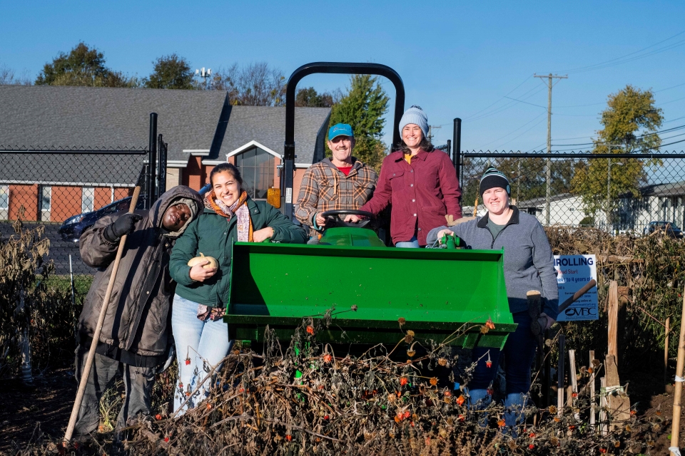 Common Earth Gardens is an industry partner of Farm Credit Mid-America